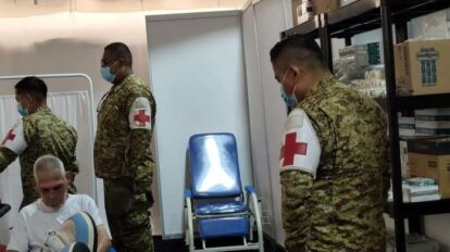 Hospital salvadoreño mantiene atención permanente en Playa Grande