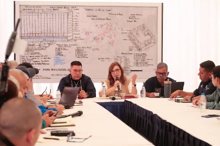 Gran Misión Venezuela Renace define acciones para reconstruir viviendas afectadas