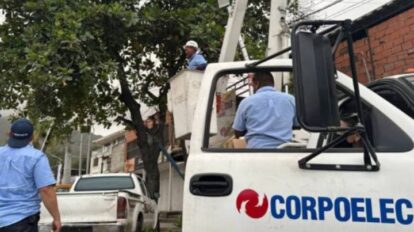 Servicio eléctrico en La Guaira recuperado un 98 % tras terremotos