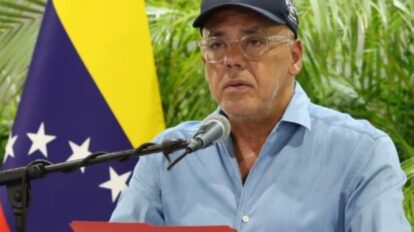 Jorge Rodríguez insta a guiarse únicamente por reportes oficiales