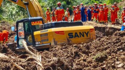 Un deslizamiento de tierra deja 21 muertos en China