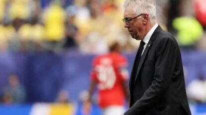 Romário solicita el despido de Carlo Ancelotti como DT de Brasil
