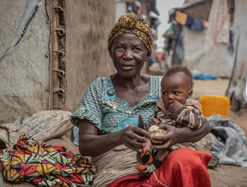 El número de muertos por ébola en Congo supera los 860