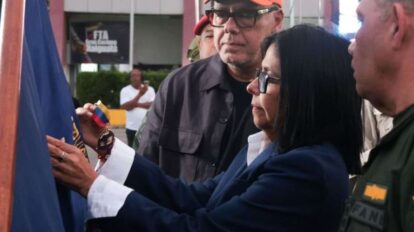 Presidenta (e) exhorta al país a una reconstrucción humana