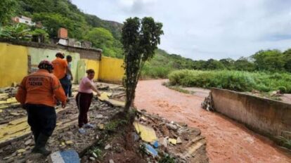 Lluvias provocan desbordamiento de quebradas en Táchira