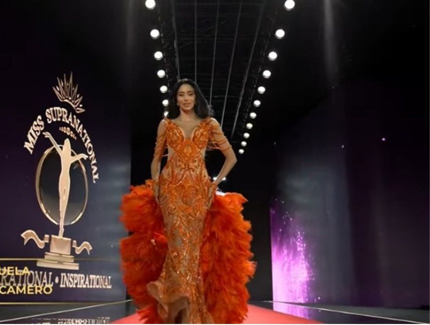 Silvia Maestre impacta en la preliminar del Miss Supranational