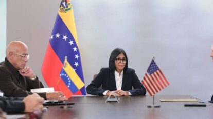 Delcy Rodríguez evaluó agenda de cooperación con subsecretario de Agricultura de EEUU
