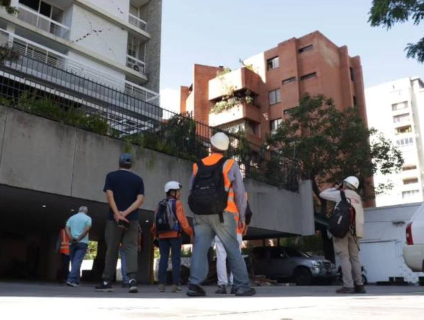 Más de 10.700 personas permanecen en 79 campamentos tras terremotos