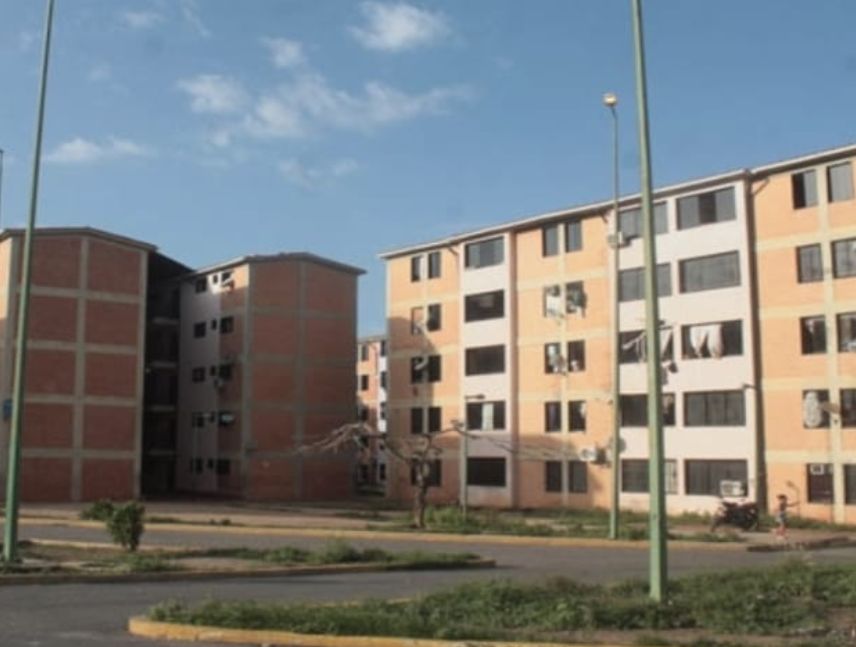 Reconstruirán 600 apartamentos en La Guaira