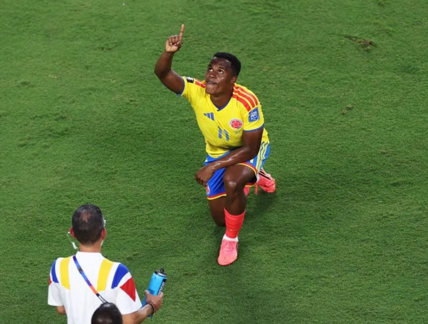 Colombia a octavos de Mundial tras derrotar a Ghana