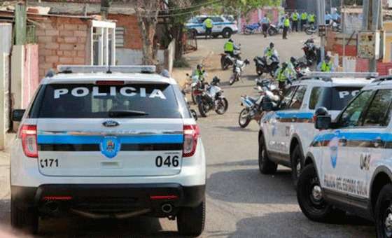 Cárcel para tres hombres azotes de sus mujeres