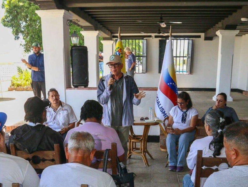 Más de 20 organizaciones debaten el plan ambiental para La Guaira
