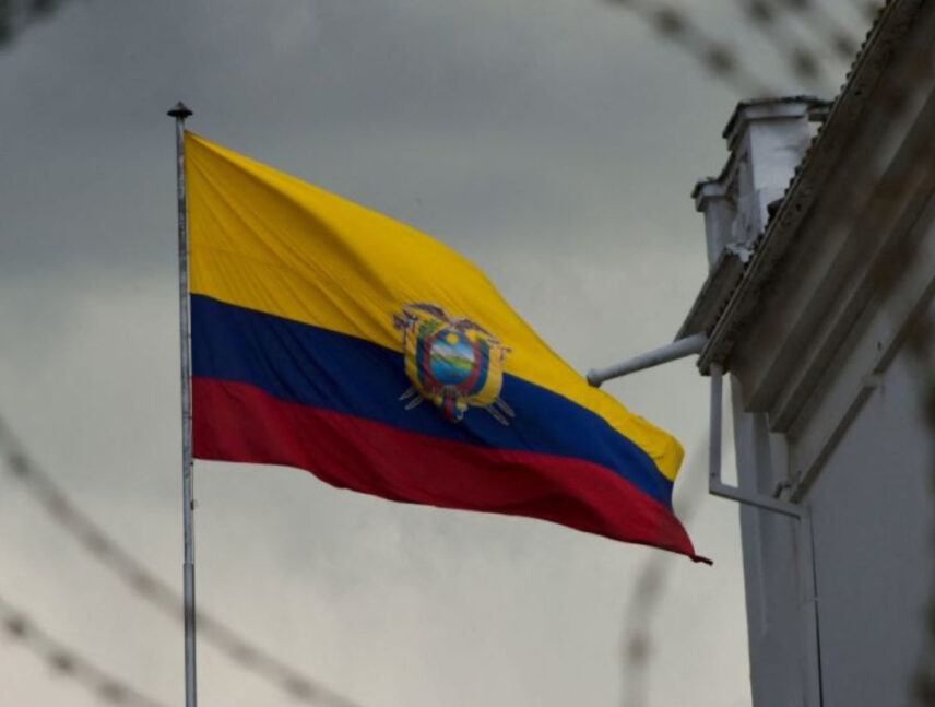Ecuador concluye la atención consular presencial en el país
