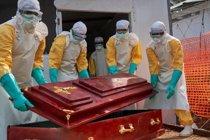 República del Congo eleva a 600 los fallecidos por ébola