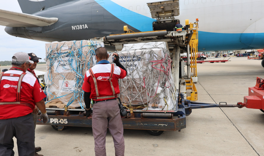 Venezuela recibe cargamentos de Brasil y EEUU