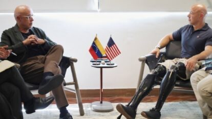 Jorge Rodríguez se reúne con congresistas de EEUU