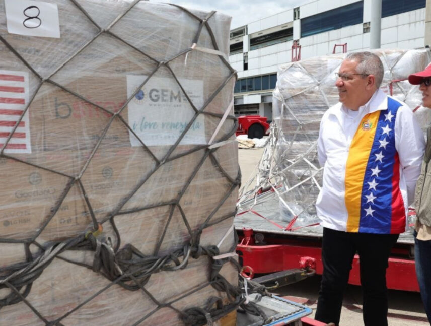 Llega a La Guaira ayuda humanitaria de Global Empowerment Mission