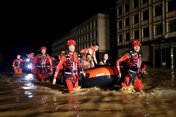 Lluvias torrenciales en el sur de China dejan saldo de 39 fallecidos