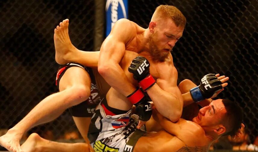 Conor McGregor vuelve al octágono este domingo ante Max Holloway