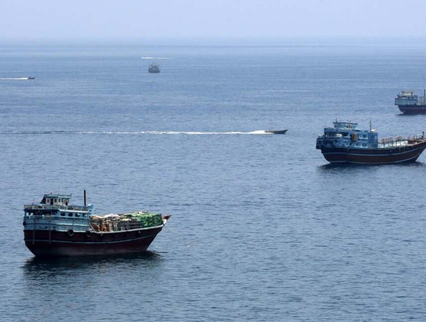 EEUU e Irán se contradicen sobre paso por el estrecho de Ormuz