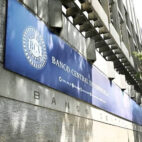 BCV combina intervenciones con venta de divisas en efectivo