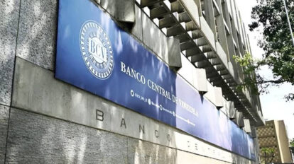BCV combina intervenciones con venta de divisas en efectivo