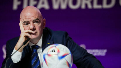 Infantino da marcha atrás y descarta el plan de vender parte del Mundial