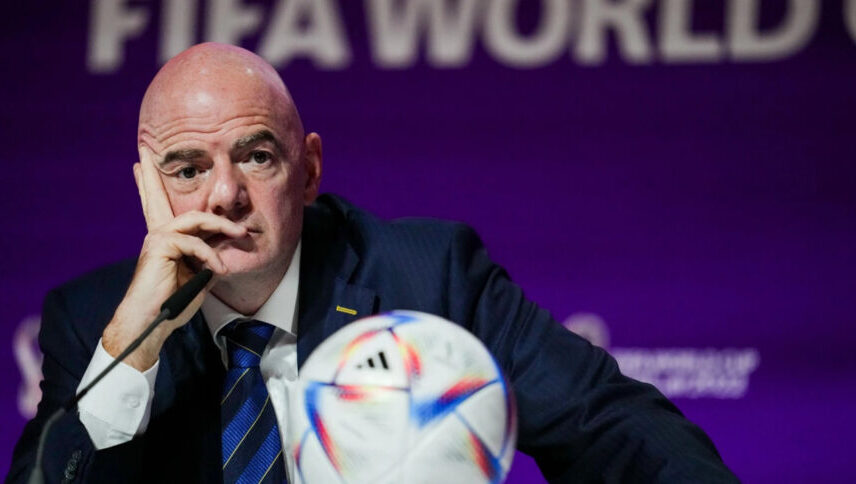 Infantino da marcha atrás y descarta el plan de vender parte del Mundial