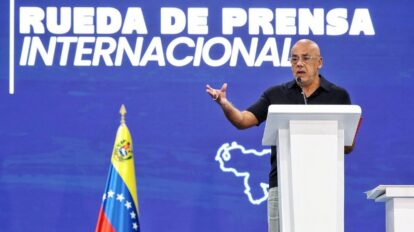 Gobierno descarta discutir renovación del TSJ y el CNE tras contingencia sísmica