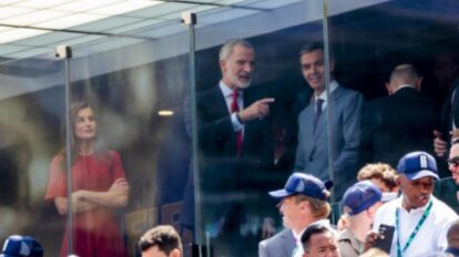 Pedro Sánchez felicita a la selección española tras ganar el Mundial 2026