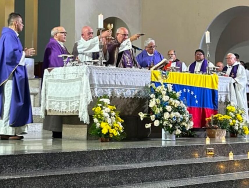 Arzobispo de Caracas ofició misa por los fallecidos en los terremotos