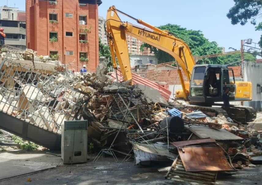 Escombros en La Guaira serán trasladados a 11 vertederos