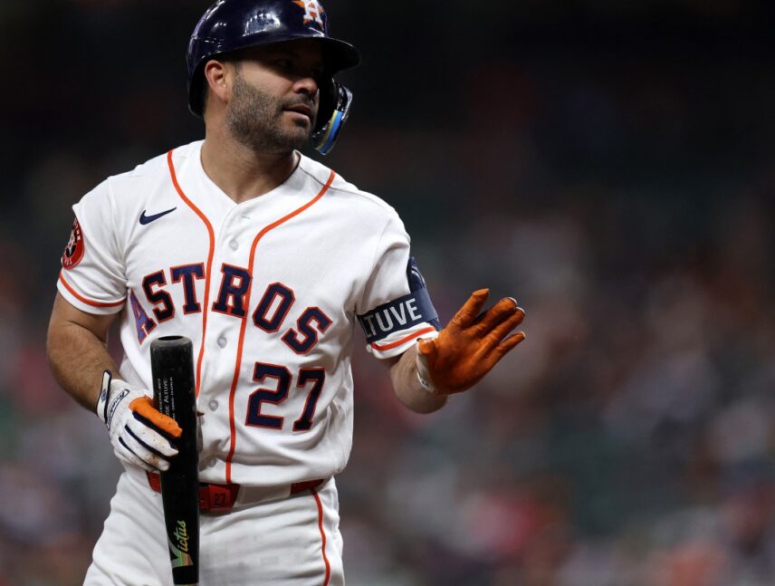 José Altuve sigue alimentando su leyenda entre segunda base de MLB