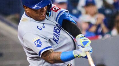 Salvador Perez comendó victoria de los Reales