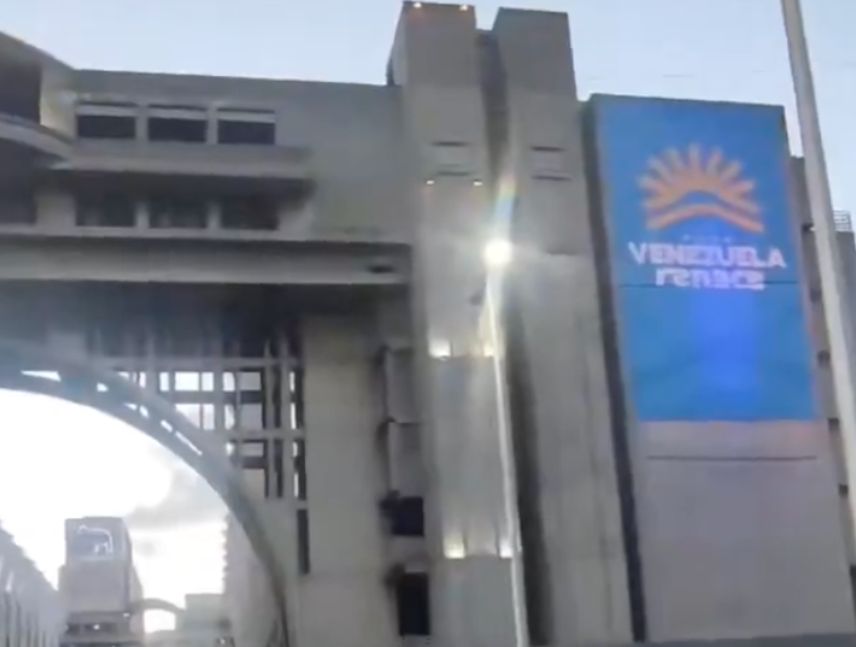 Retiran imágenes de Chávez Palacio de Justicia