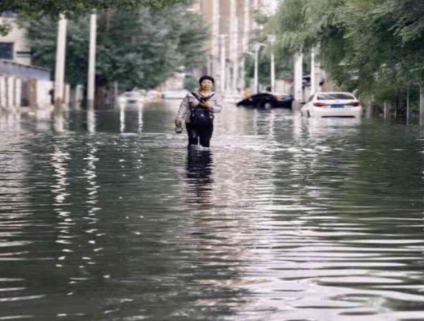 China activa alerta azul por el tifón Narra