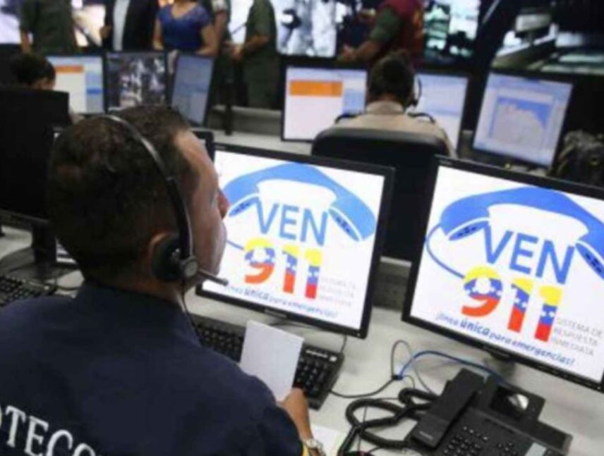 líneas de emergencia por lluvias en Caracas