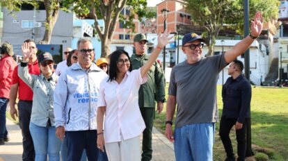 Presidenta (e) supervisa obras en Distribuidor El Trébol en La Guaira