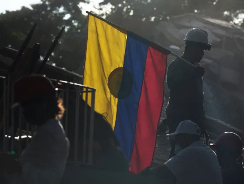 Colombia prioriza búsqueda de desaparecidos tras terremoto