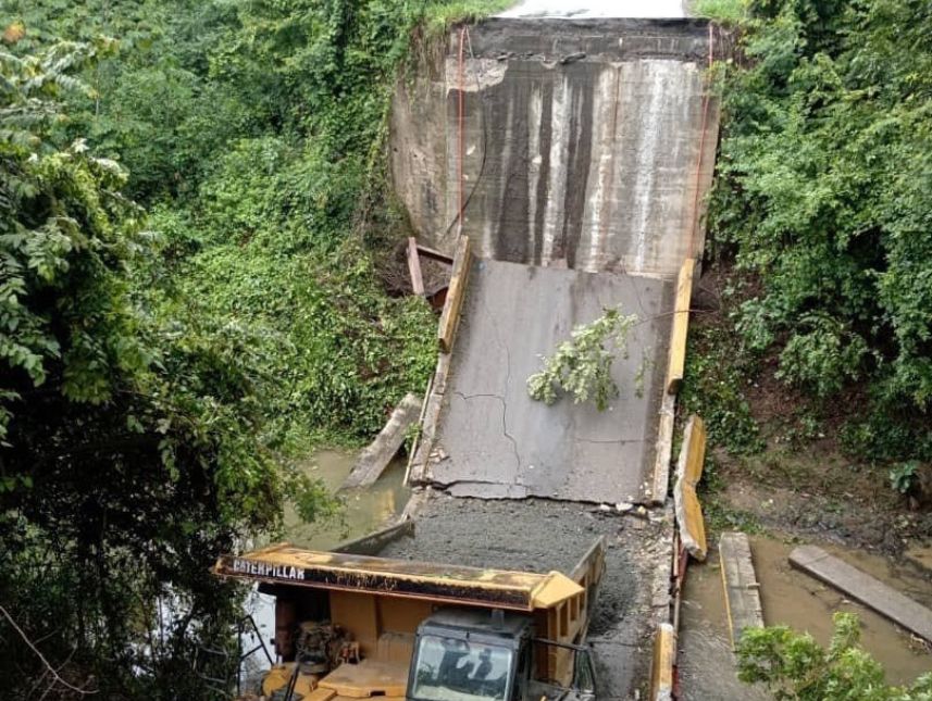 Colapsa puente que conecta a Aragua con Guárico