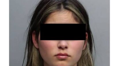 Detienen en Miami a influencer por verter cera caliente sobre sus hijas