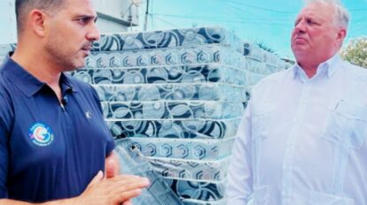 Rusia entrega ayuda humanitaria a autoridades de La Guaira