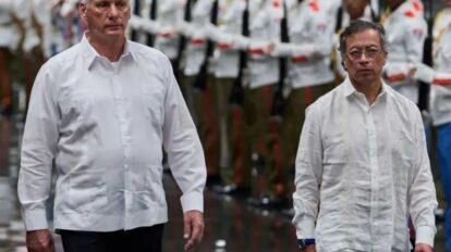 Petro inicia su visita a Cuba en su último viaje como presidente
