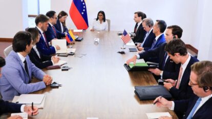 Presidenta (e) dirige encuentro con delegación de alto nivel de EEUU