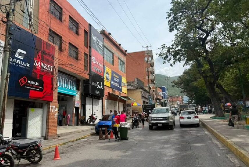 Comercios consultados en La Guaira podrán sostener la nómina por tres meses