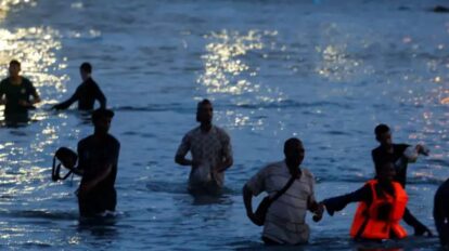 Al menos 67 migrantes murieron al intentar entrar en Ceuta