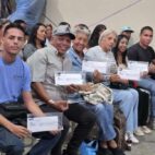 Banca privada financia a 997 emprendedores de La Guaira