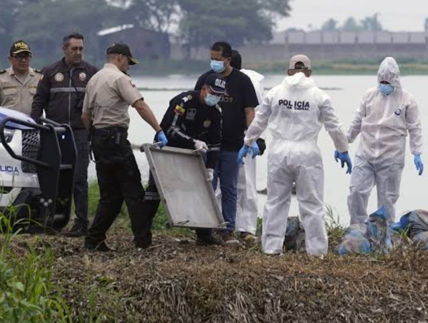 Encuentran 8 cuerpos decapitados en una mina del sur de Ecuador