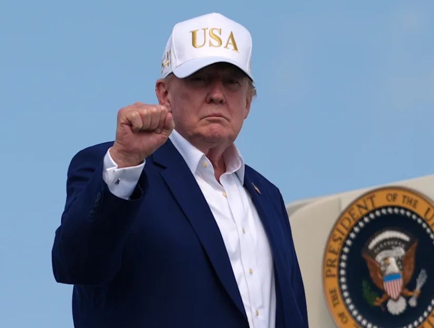 Trump anuncia a su nuevo asesor