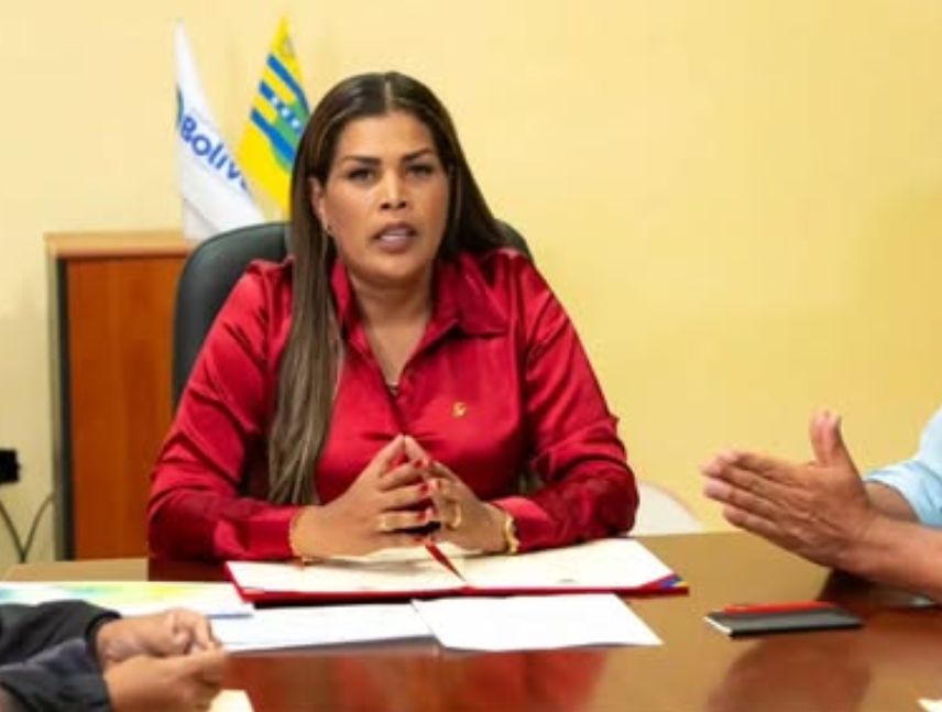 Bolívar reduce jornada laboral ante el fenómeno "Súper Niño"